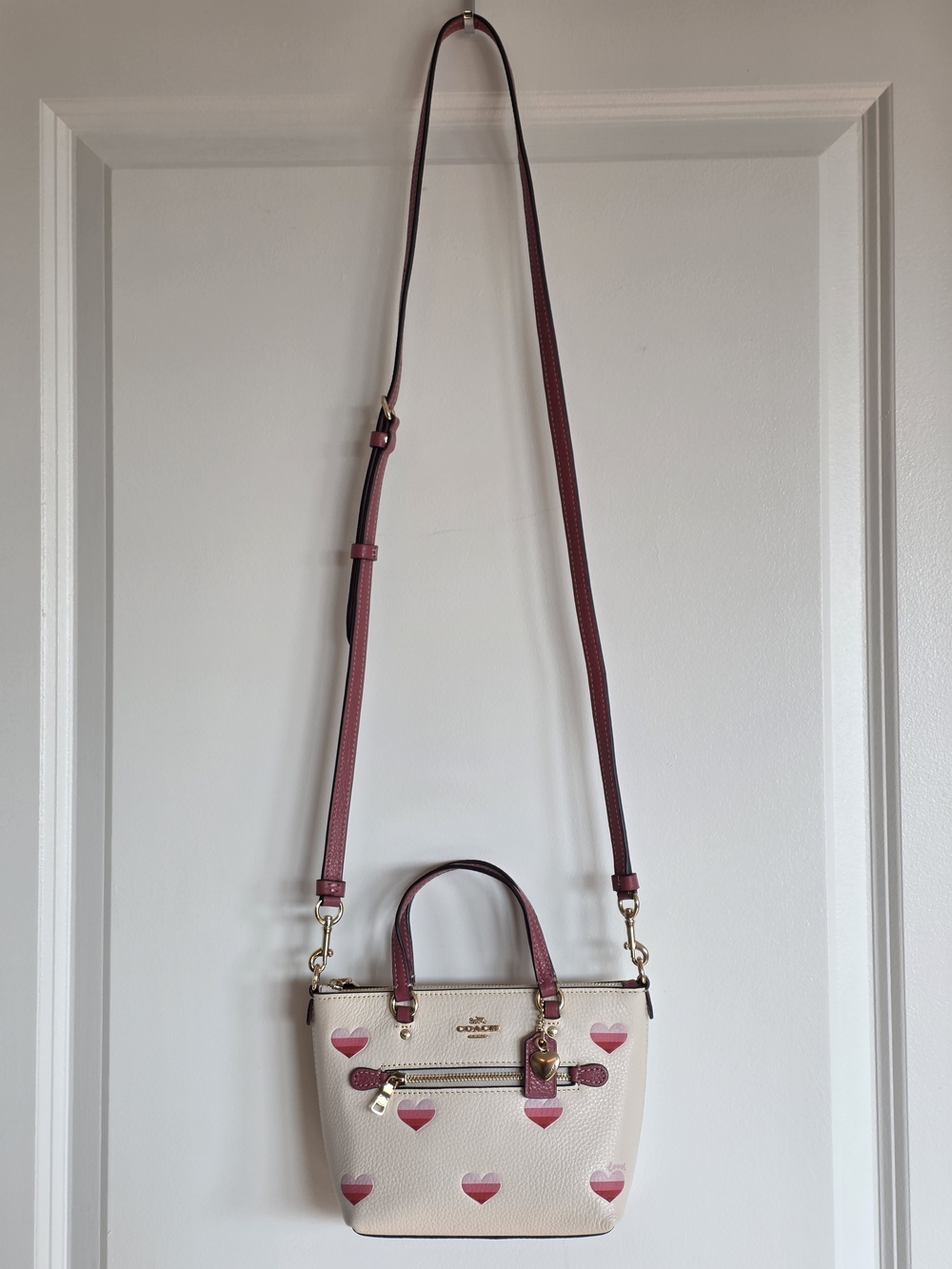 Coach Mini Gallery Crossbody with Stripe Heart Print - Picture 10 of 10